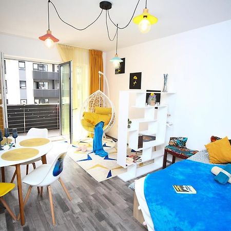 B&M Apartment Брашов Екстериор снимка