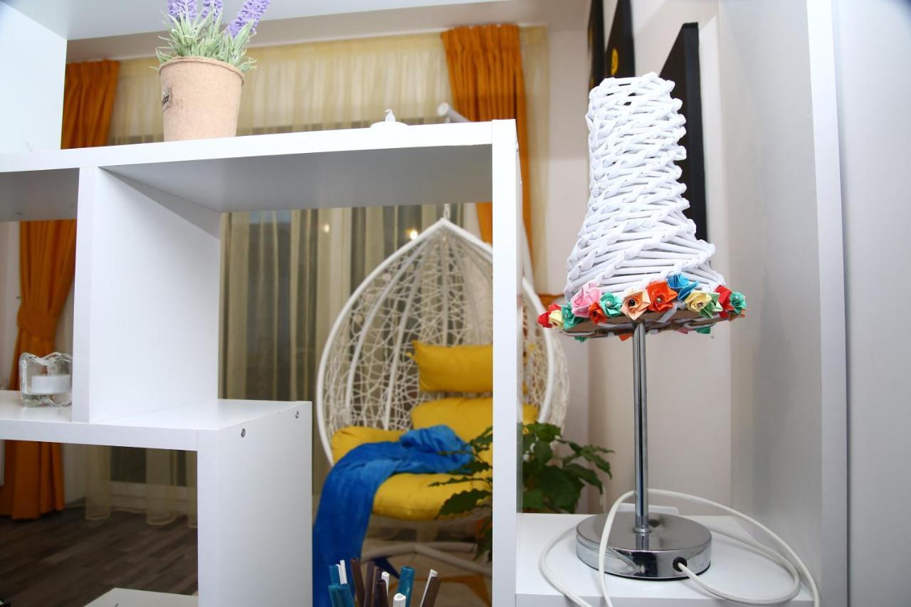 B&M Apartment Брашов Екстериор снимка