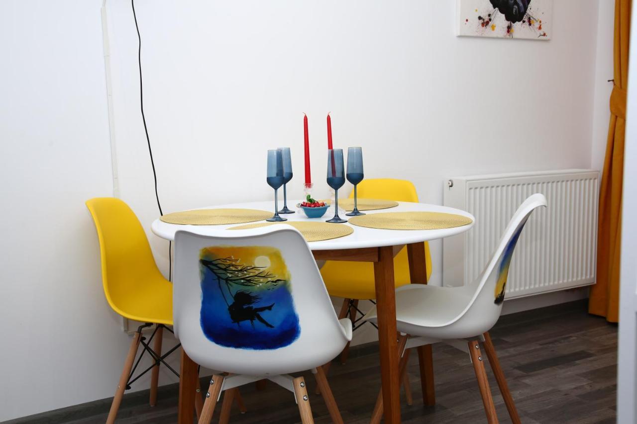B&M Apartment Брашов Екстериор снимка