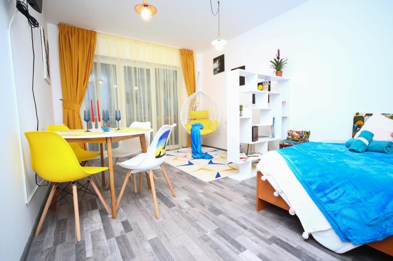 B&M Apartment Брашов Екстериор снимка