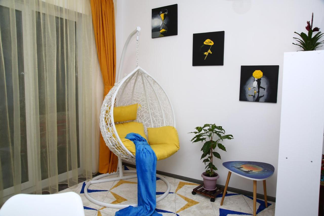 B&M Apartment Брашов Екстериор снимка