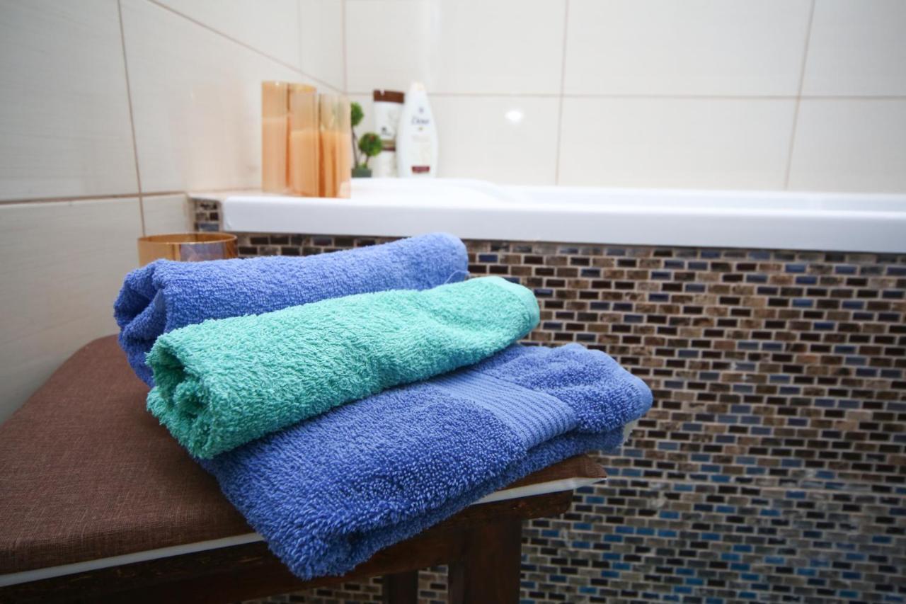 B&M Apartment Брашов Екстериор снимка