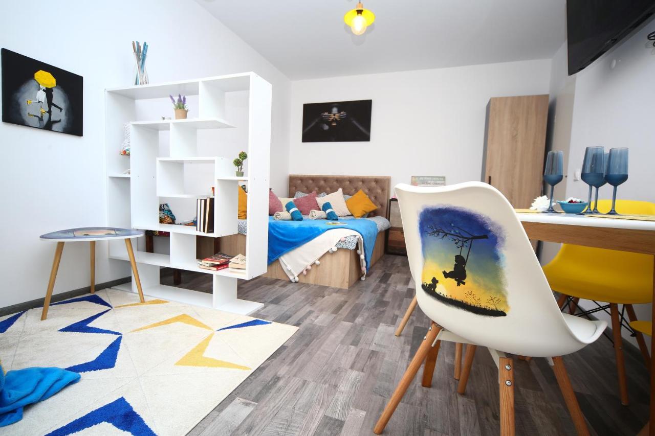 B&M Apartment Брашов Екстериор снимка