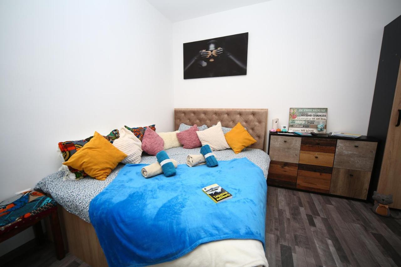 B&M Apartment Брашов Екстериор снимка