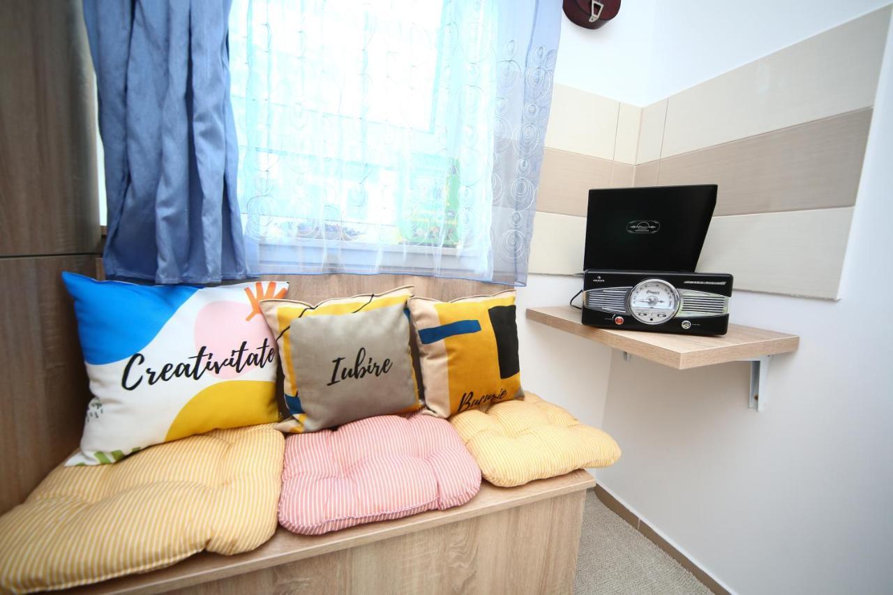 B&M Apartment Брашов Екстериор снимка