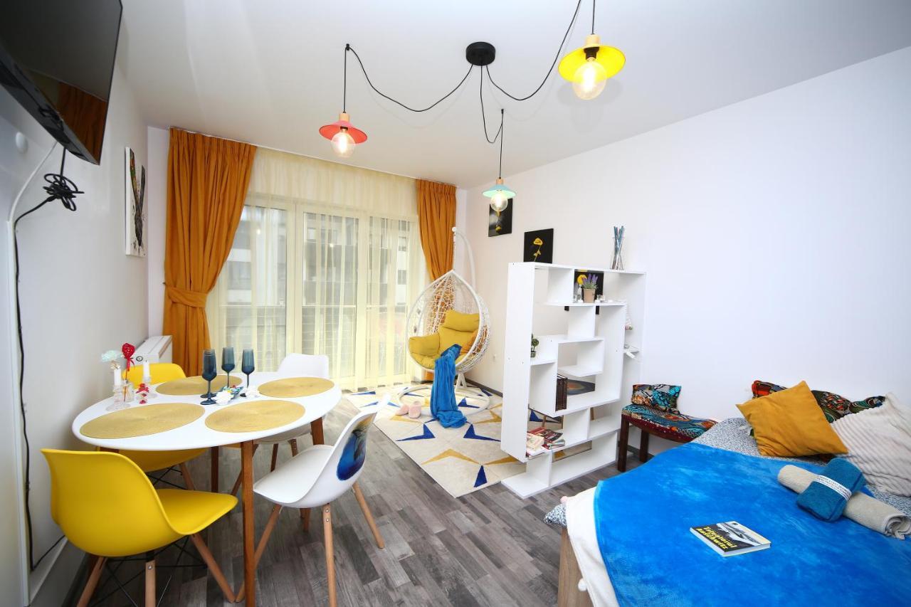 B&M Apartment Брашов Екстериор снимка