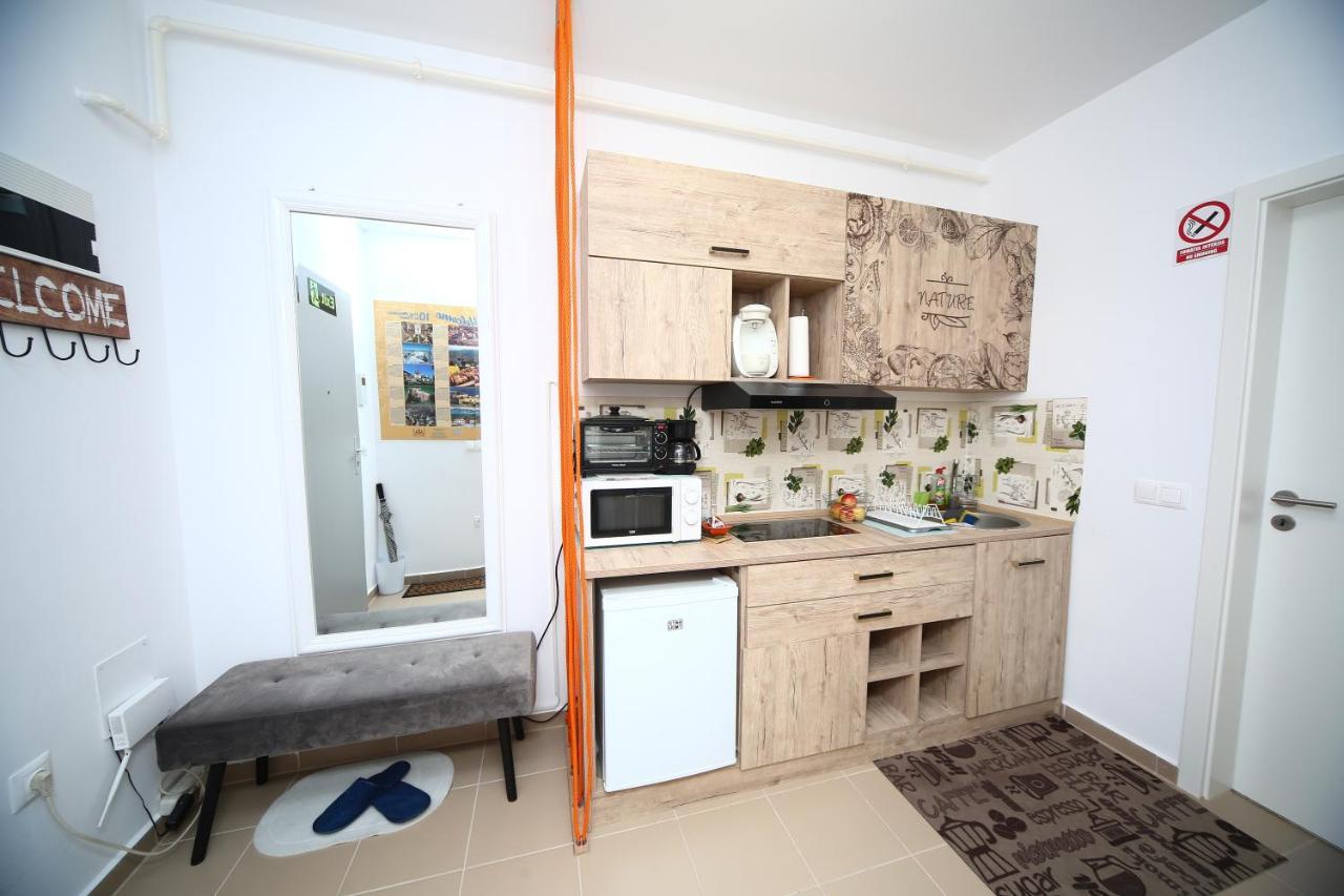 B&M Apartment Брашов Екстериор снимка